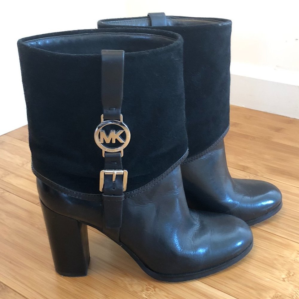 Michael Kors Fulton Leather Black Bootie 9M